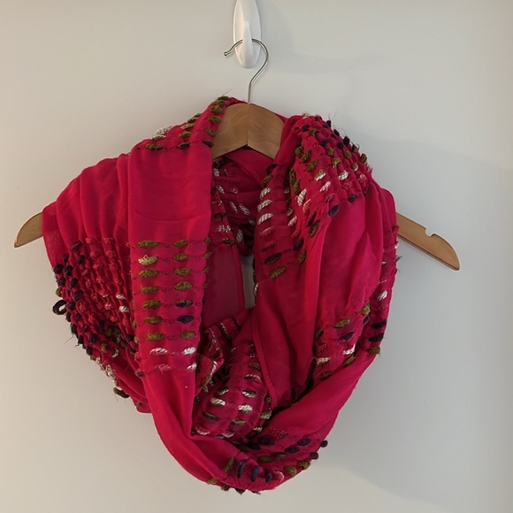 Funky Infinity Scarf - Picture 3 of 4